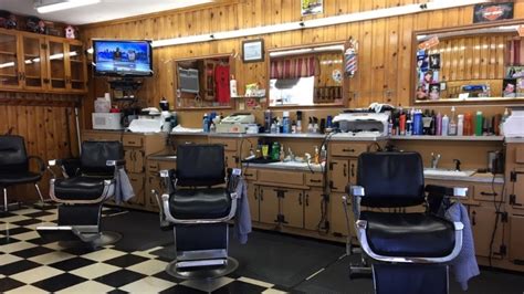 Crossroads barber shop, Knoxville, Tennessee. . Best barber shops in knoxville